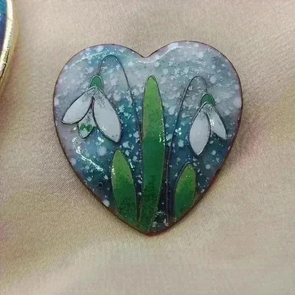 Vintage art green with Gold-toned brooches bundle - Picture 5 of 13